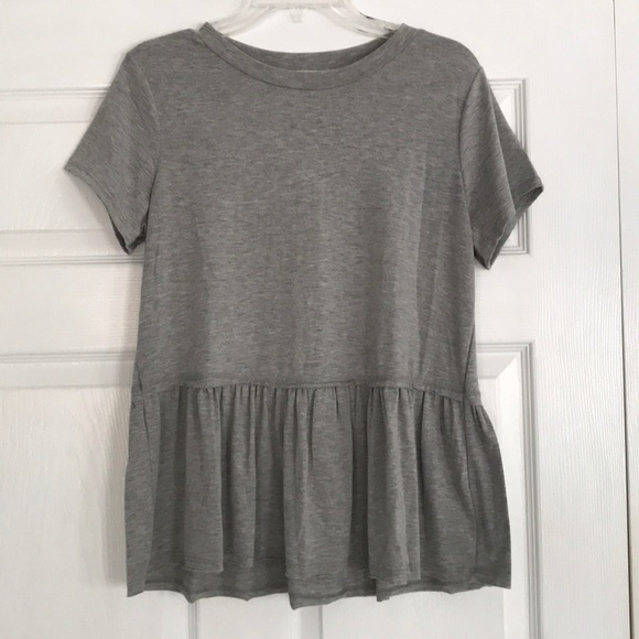 *SOLD* Gray Babydoll Top - Picture 1 of 2